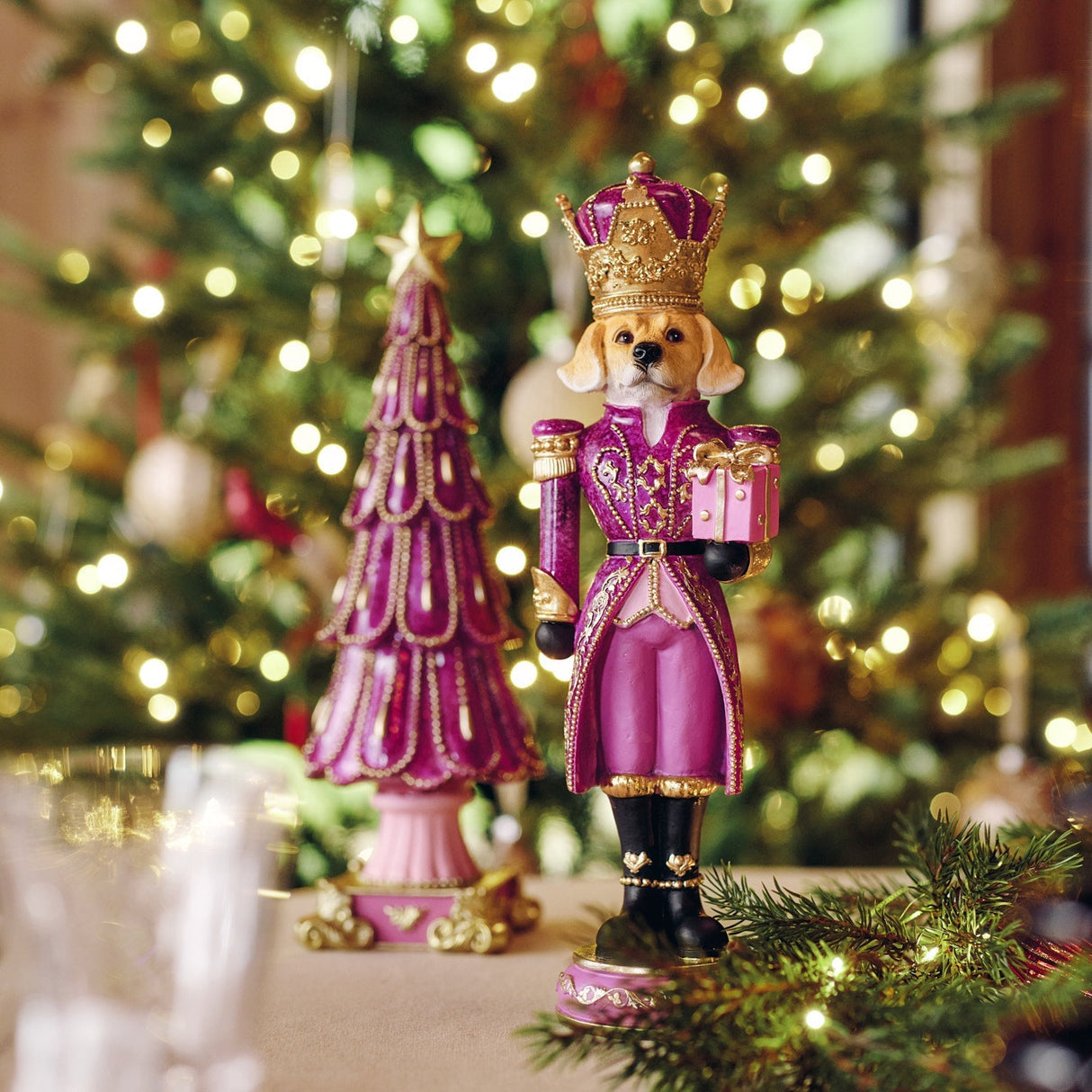 Majestic Christmas pähkinänsärkijähahmo