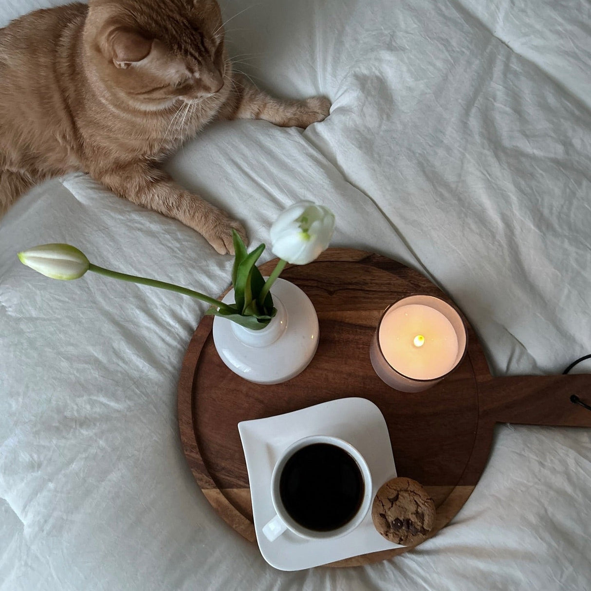 Vintage pyöreä tarjoilulautanen 30×40 cm