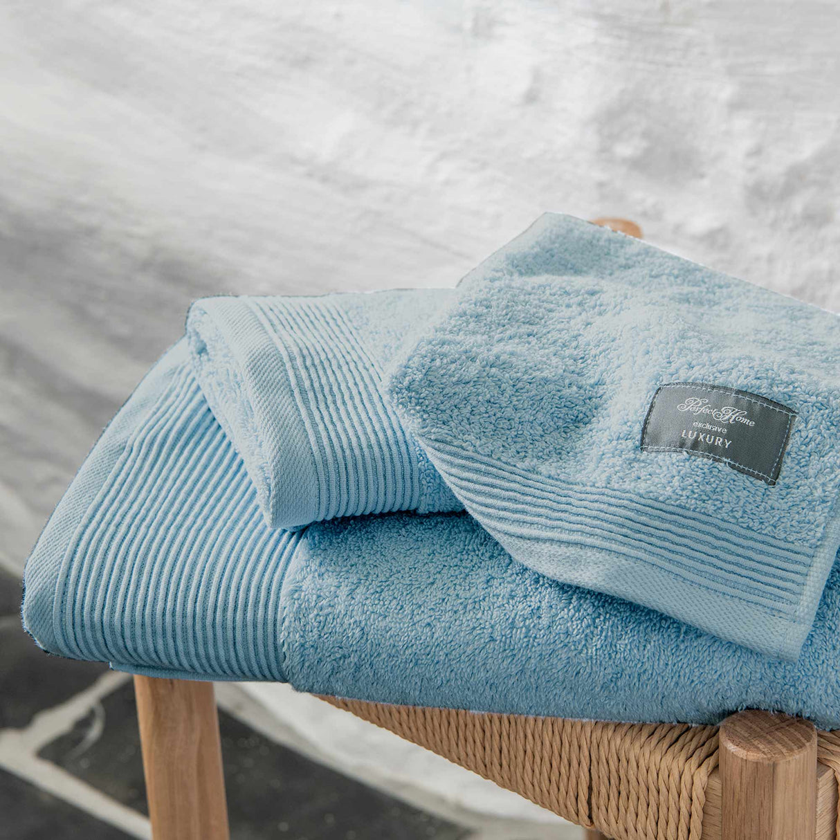 Luxury Summer Blue pyyhesetti