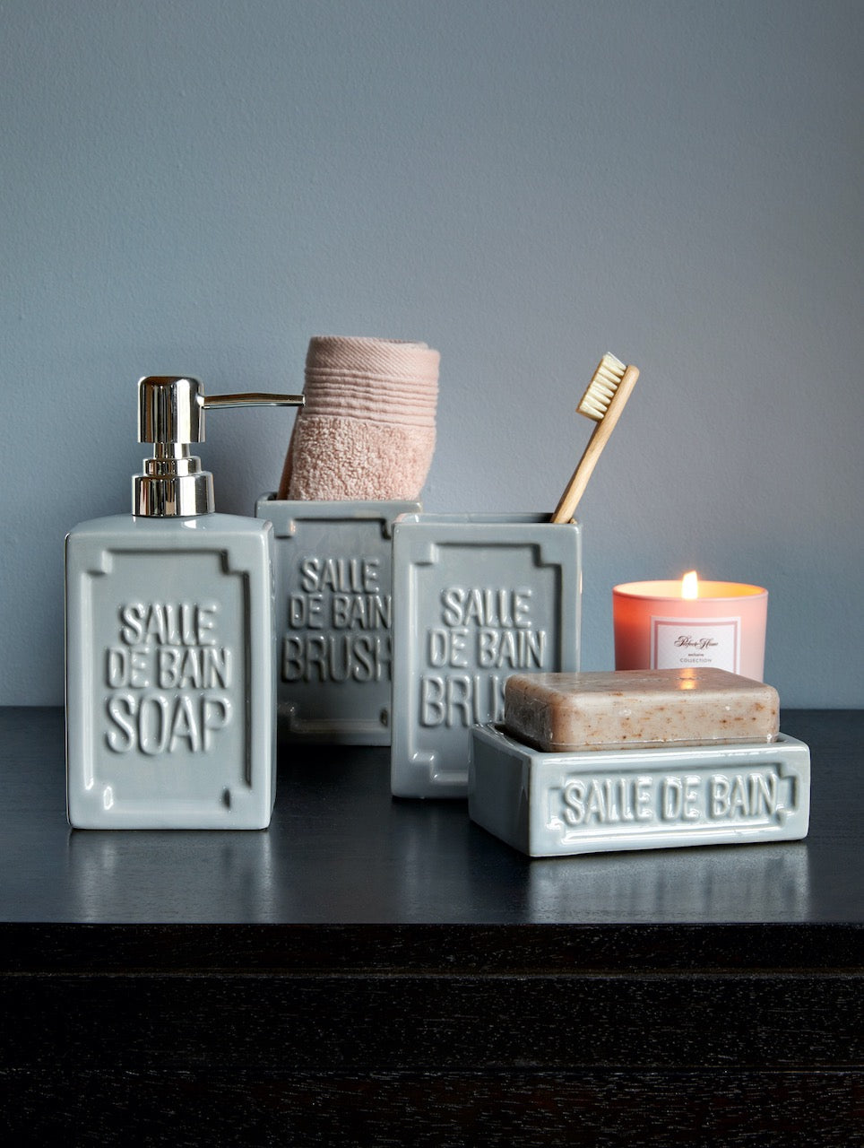 Salle de Bain setti à 4