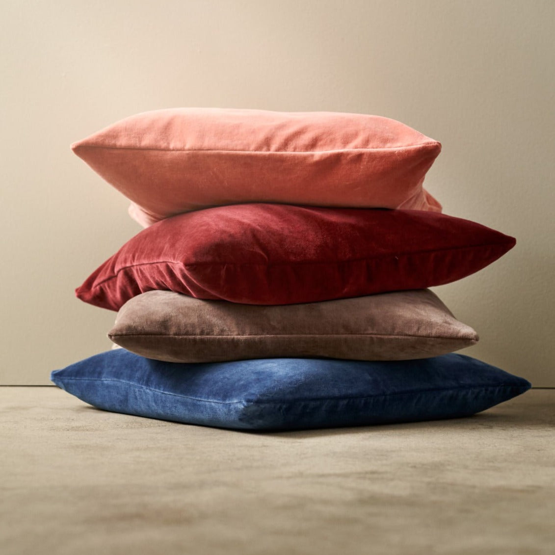 Velvet Ruskea tyynynpäällinen 50x50 cm