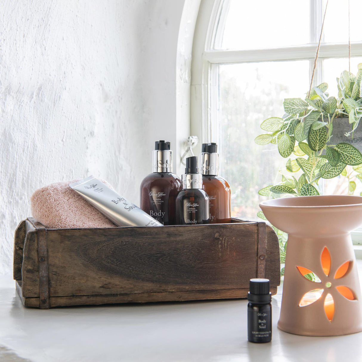 Madera säilytyslaatikko